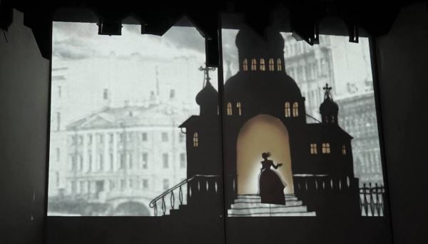 Московский театр теней приглашает детей заглянуть в петербургские окна Достоевского